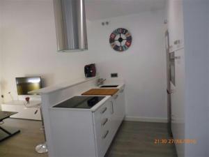 Kuchyňa alebo kuchynka v ubytovaní el apartamento junto al mar
