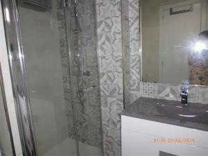 Kúpeľňa v ubytovaní el apartamento junto al mar
