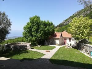 Gallery image of Forest Apartments in Kotor