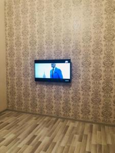 TV a/nebo společenská místnost v ubytování Luxury Old City Apartment