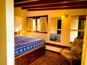 Llit o llits en una habitació de Charming Bellagio