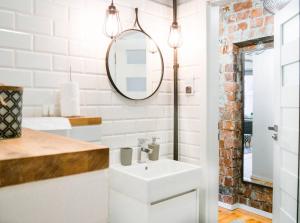 Kúpeľňa v ubytovaní Apartament Dwa Lwy Gdańsk Stare Miasto