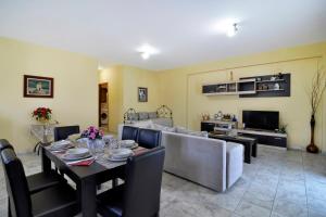 Kép Vasos Apartment Agios Athanasios Corfu szállásáról Agrós városában a galériában