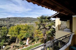 Balkón nebo terasa v ubytování Yiannis Apartments Agios Georgios Pagoi Corfu