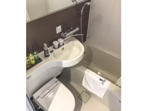 Koupelna v ubytování HOTEL LiVEMAX Okayama