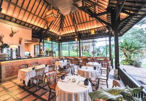 Restaurace v ubytování Ijen Resort and Villas - The Hidden Paradise