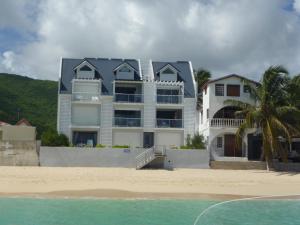 Gallery image of Official page "Residence Bleu Marine" - Sea View Apartments & Studios - Saint-Martin French Side in Grand Case