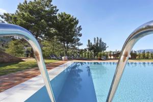 Bazén v ubytovaní Uva by Salogi Villas alebo v jeho blízkosti