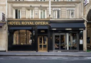 a hotel royal operaaza on the side of a building at Hôtel Royal Opéra in Paris