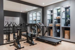 Posilňovňa alebo fitness centrum v ubytovaní Max Hotel Livorno