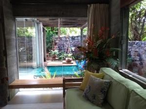 A piscina localizada em Hotel de Lençois ou nos arredores