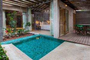 A piscina localizada em Hotel de Lençois ou nos arredores