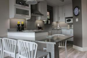 Afbeelding uit fotogalerij van Beachfront Luxury @ Umhlanga in Durban +15 foto's