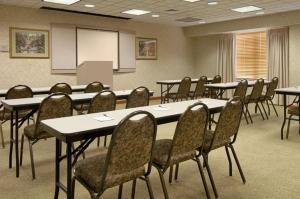 Konferenční prostory v ubytování Comfort Inn & Suites Voorhees-Mt Laurel