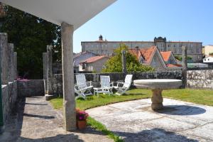 Vonkajšia záhrada v ubytovaní Hotel A Torre do Xudeu