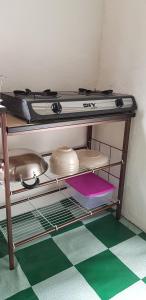 Virtuvė arba virtuvėlė apgyvendinimo įstaigoje Homestay Che Kiah
