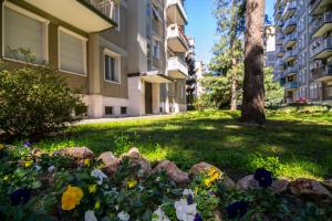 Aed väljaspool majutusasutust Milanocity MICO MIART