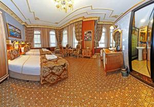 Postel nebo postele na pokoji v ubytování Glamour Classic Hotel Istanbul Sirkeci