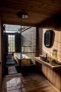 Fotografie z fotogalerie ubytování Woodcutters Forest Cottages v destinaci Knysna