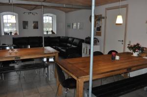 Nordkap Farm Holiday & Hostel的休息区