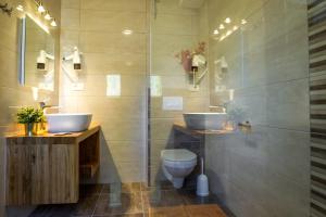 Gallery image of B&B Lady of the Lake in Jezerce +95 photos