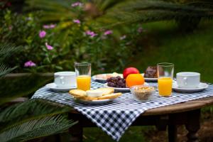 Opțiuni de mic dejun disponibile oaspeților de la HOTEL TURISMO MT