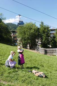 Hostia v ubytovaní ALPIN- Das Sporthotel, SUMMERCARD included May - September