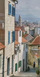Nespecifikovaný výhled na destinaci Split nebo výhled na město při pohledu z penzionu