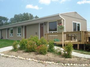 Gallery image of Motel la Maison de Travers in Baie-Sainte-Catherine