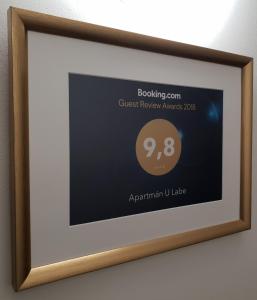 Certifikát, hodnocení, plakát nebo jiný dokument vystavený v ubytování Apartmán U Labe