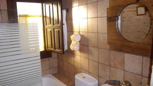 Gambar di galeri bagi CASA RURAL LA CASA DE LOS POLLOS di Turrubuelo