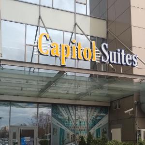 Certifikát, hodnocení, plakát nebo jiný dokument vystavený v ubytování Capitоl Suites & Apartments