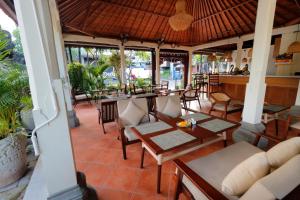 Restaurace v ubytování Adi Dharma Hotel Legian