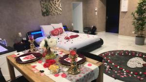 Postel nebo postele na pokoji v ubytování Dreamspa + 9 fotografií