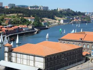 Výhled na řeku, která protéká v blízkosti apartmánu