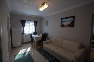 Afbeelding uit fotogalerij van Apartament Saguna in Sînnicolau Mare