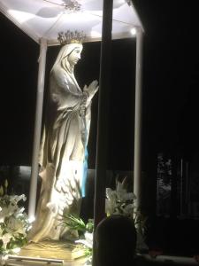 卢尔德La Sainte Famille的相册照片