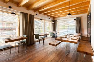 A seating area at 21Barra5 Guest House