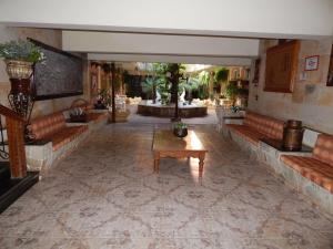 A seating area at Palace Hotel