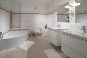 Koupelna v ubytování WN Rooms
