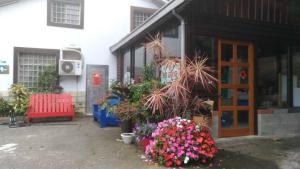 Vrt pred nastanitvijo Ruyi Yuan Homestay