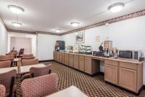 Afbeelding uit fotogalerij van Econo Lodge in Lexington