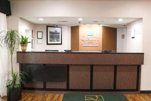 a lobby with a reception desk in a hospital at Quality Inn Clinton-Knoxville North in Clinton