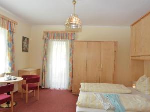 Postel nebo postele na pokoji v ubytování Gästehaus Golker