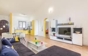 Η κουζίνα ή μικρή κουζίνα στο Holiday home Mateo