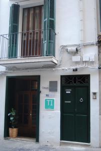 Exteriér alebo vchod do ubytovania Cream homes La Rambla, TURISMO DE INTERIOR