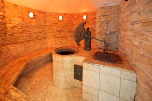 A bathroom at Hotel Rierhof