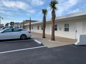 Gallery image of Atlantic Shores Motel in Daytona Beach