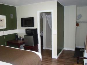 TV in/ali zabaviščno središče v nastanitvi Paddock Inn
