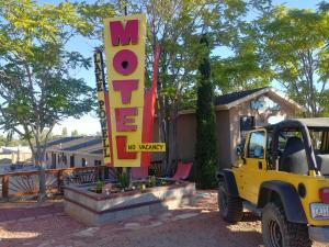 Gallery image of Lake Powell Motel & Apartments in Page